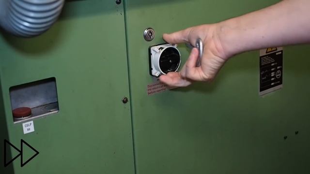 CNC'ing the infamous 7x12 mini lathe - Episode 23 - Installing Linux смотреть онлайн
