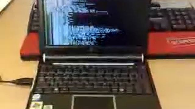 The Linux Foundation Video Site:: BackTrack 3 on EeePc 901 E смотреть онлайн