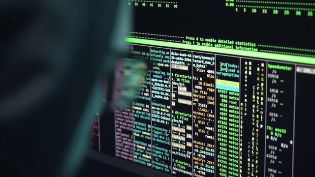 Who is best for Low End PC (15000/-) | Windows Vs Linux смотреть онлайн