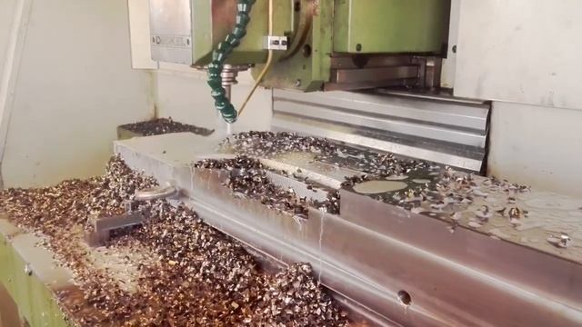 Deckel Fp5cc/t LinuxCnc смотреть онлайн