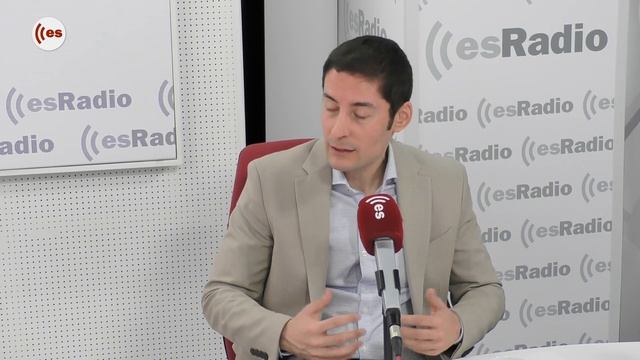 EPQSA: Una clase de historia magistral con Cánovas del Castillo смотреть онлайн