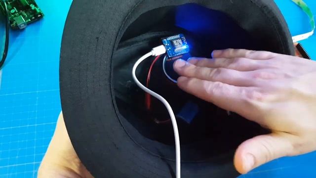 Magic Hat - A wearable IoT Project смотреть онлайн
