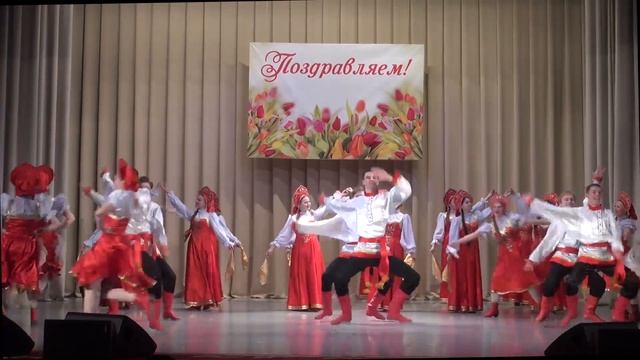 Красный сарафан (хоровод + плясовая) смотреть онлайн