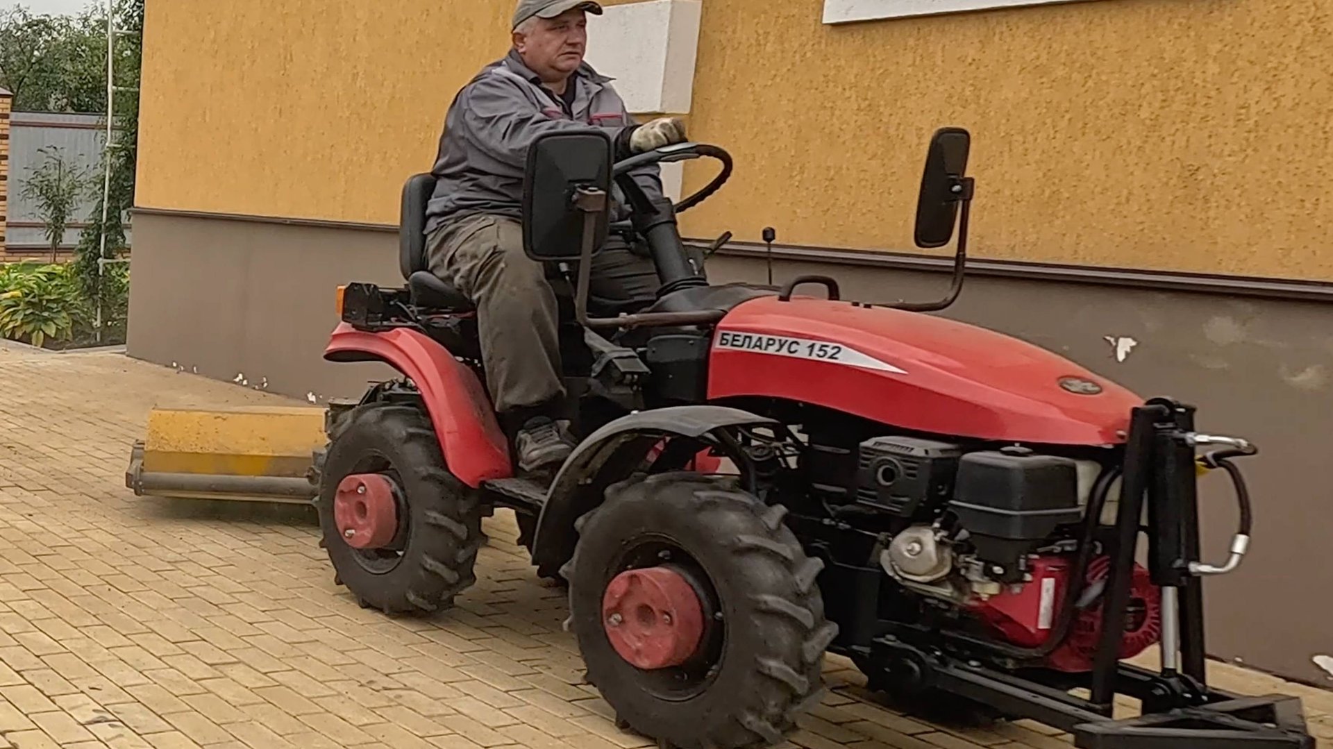 МТЗ 152. Немного про навесное оборудование. смотреть онлайн