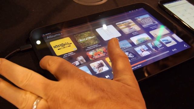 Prise en main de Ubuntu for smartphones & tablets sur Nexus 10 et Nexus 4 смотреть онлайн