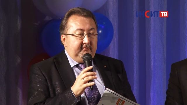 Александр Тутатчиков: поздравление работников сферы профобразования смотреть онлайн