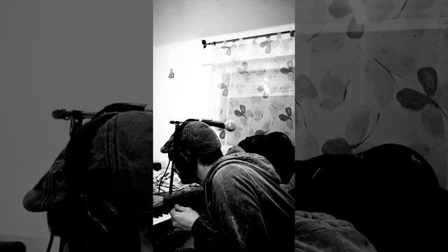 Paolo Nutini - Iron Sky (cover) смотреть онлайн