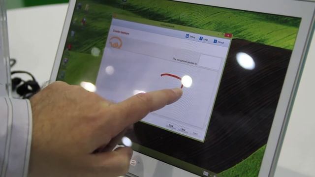 Linpus Gesture2Launch App for Windows 8 смотреть онлайн