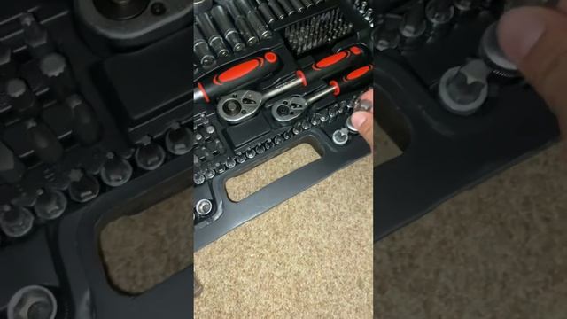 Набор инструментов Молоток 216 предметов смотреть онлайн