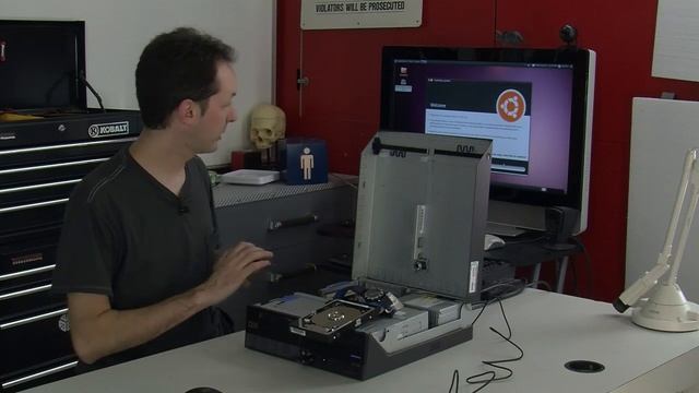 Hard Drive Death Test! смотреть онлайн