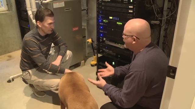 Exploring the House that Todd (CompTIA CEO) Built, featuring Mike Meyers (Part 4) смотреть онлайн