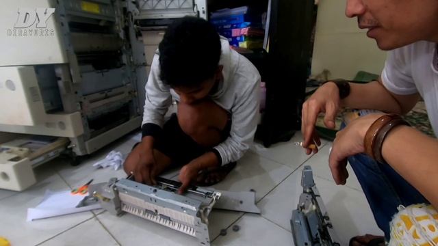 DY-MEMPERJELAS PAPER JAME IR 6570 WKT SERVIS PERDANA 2023, DGN BEBERAPA PENYEBANYA смотреть онлайн
