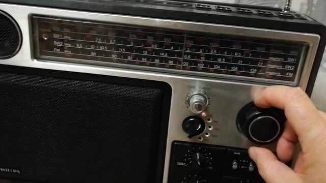 Радиоприемник PHILIPS 970 прием на ДВ смотреть онлайн