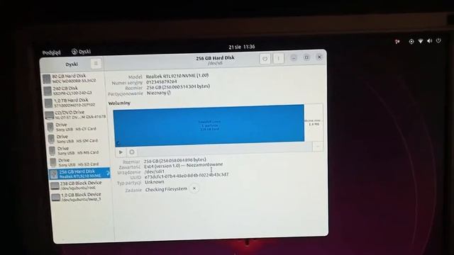 jak robię testy dysku SSD i HDD w systemie Linux część druga смотреть онлайн