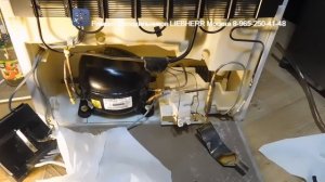 Ремонт холодильника LIEBHERR ICBN 3356 устранение утечки в запененной части.