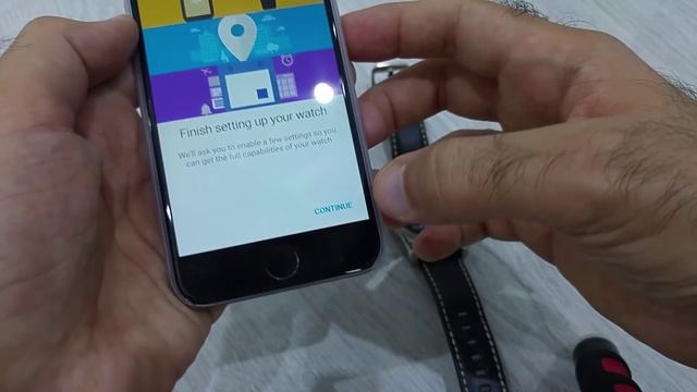 Setup Android wear on iOS اقتران وتجربة ساعة ال جي اوربين مع الايفون смотреть онлайн