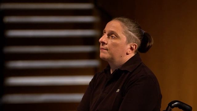 Ubuntu: How "we are", because everyone around us "is" | Dimitra Korokida | TEDxNTUA смотреть онлайн