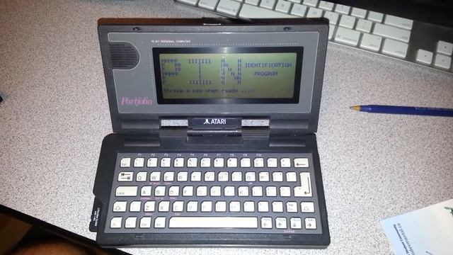 PIN program from Terminator 2 on Atari Portfolio смотреть онлайн
