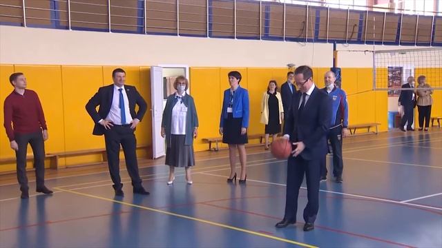 Министр физической культуры и спорта Московской области о Ломоносовской школе-пансионе смотреть онлайн