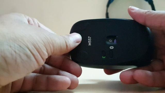Logitech M557 Bluetooth Optical Mouse | Unboxing | Amazon Verified Review смотреть онлайн
