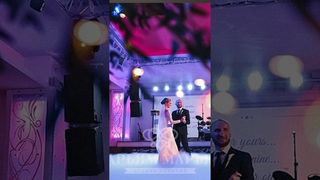 Светлое помещение подойдет для любого события! Подробнее в новом видео! смотреть онлайн