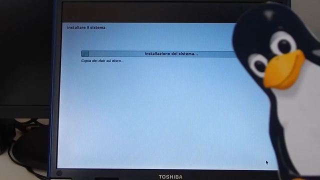 RESUSCITARE PC E PORTATILI VECCHI CON LINUX? IL TEST SU VECCHIO PORTATILE DI 17 ANNI смотреть онлайн