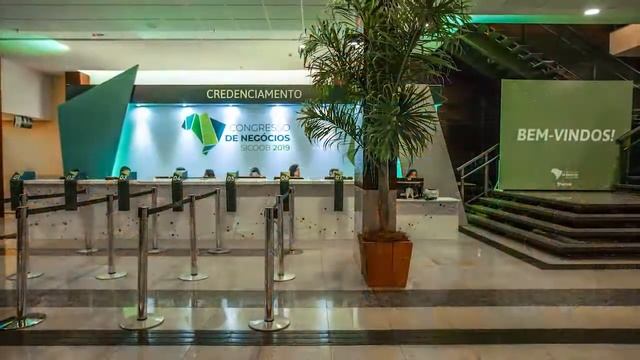 Conheça o Centro de Eventos e Convenções Brasil 21 смотреть онлайн