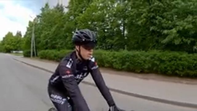 Обзор велошлема с визором | ВЫБИРАЙ ВЕЛОСИПЕД смотреть онлайн