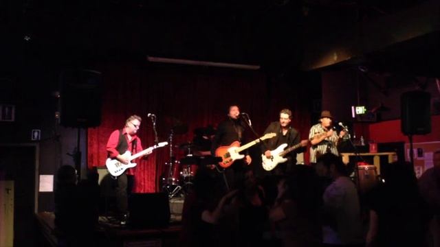 Willie Mammoth covering Amy Winehouse: You know I'm no good. смотреть онлайн