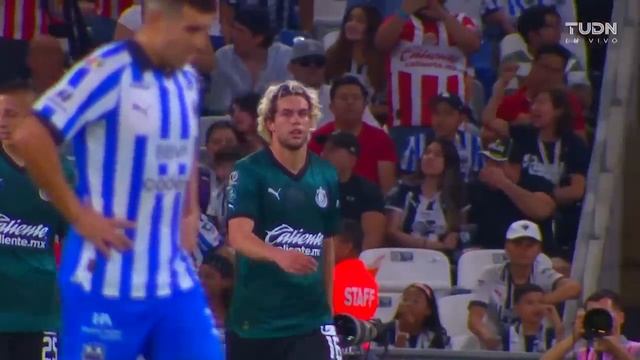 ¡AUTOGOL! Moreno ayuda a Chivas | Monterrey 0-1 Chivas | CL2024 - Liga Mx J13 | TUDN смотреть онлайн