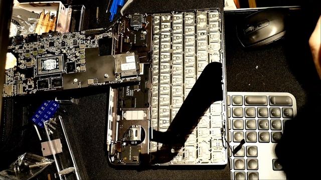 GPD Win Max 2 - Disassemble to keyboard swap смотреть онлайн