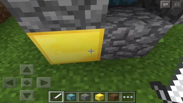 I played an old version of Minecraft PE on IOS смотреть онлайн