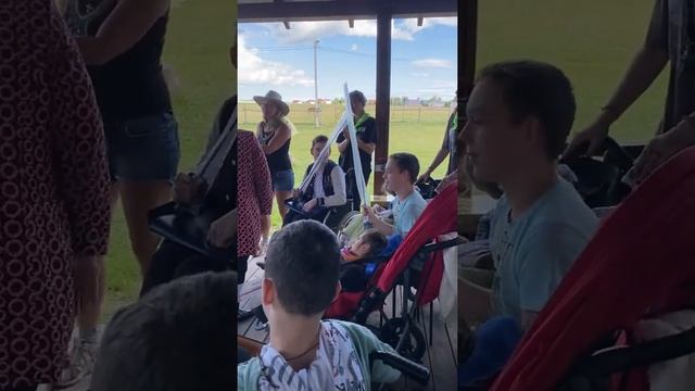 Какие же прекрасные подарки подарила нашим ребятам! смотреть онлайн