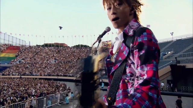 Driver’s High - L’Arc~en~Ciel [WORLD TOUR 2012 THE FINAL -Day 2- Live] смотреть онлайн