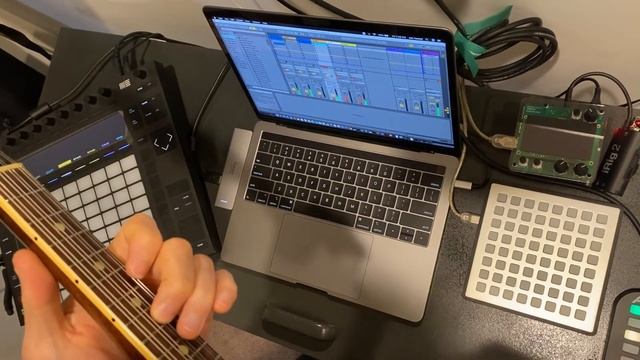 Norns Earthsea Jam - Ableton Push 2 - Gibson EM-200 смотреть онлайн