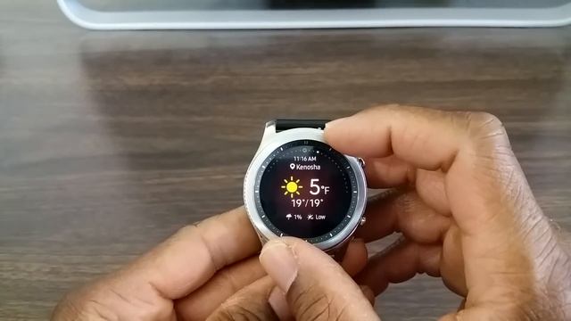 Samsung Gear S3 Classic 46mm Review (Best Smartwatch On The Planet) Best Deal In Nov 2018
