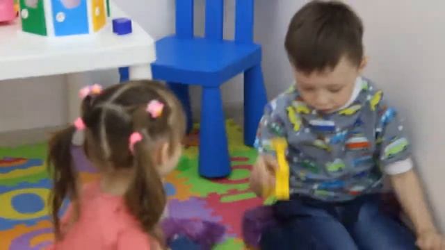 Детский уголок в клинике Dentalcare смотреть онлайн