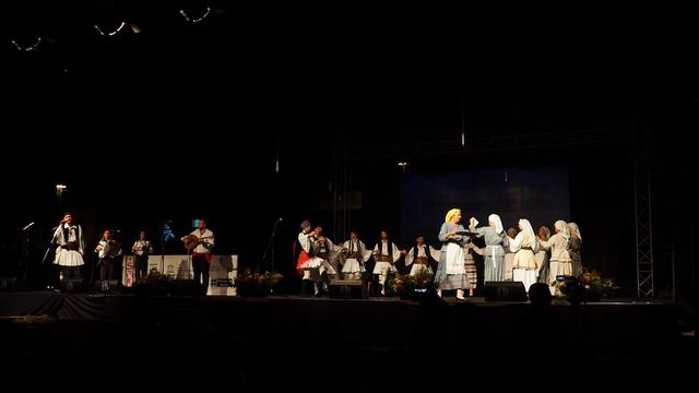 Ελληνικοί χοροί. Greek Dances. Educational And Cultural Society Of KYPARISSIA (M.E.S.K.)