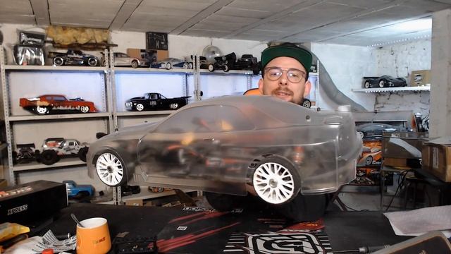 Une carrosserie Skyline GTR R34 pour l'Arrma Infraction "330D" ! смотреть онлайн