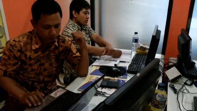 Pegawai RSUD dr.Loekmono Hadi Pelatihan Linux Ubuntu Server смотреть онлайн