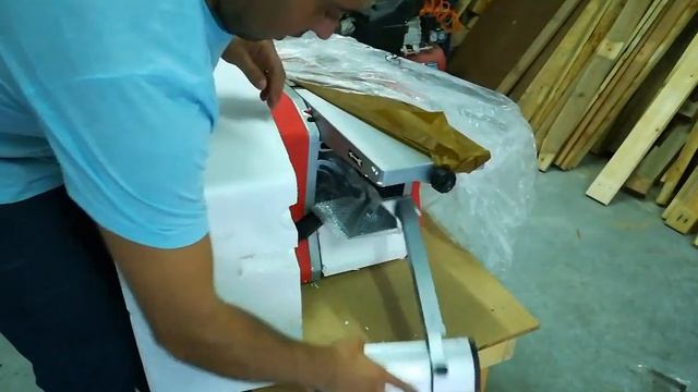Einhell TC-SP 204 | Unboxing & Installation | Plaina desengrossadeira/Thickness planer смотреть онлайн