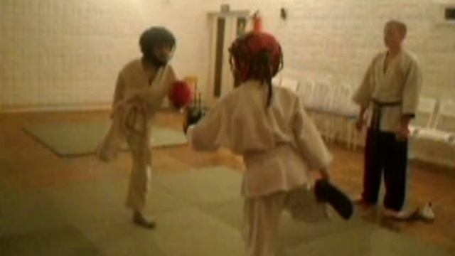 2008.01.10 Школа 13 (Варданидзе Виктор - Репьюк Илья) смотреть онлайн