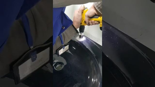 Делаем отверстие в мраморной мойке в ПРОКОМ. смотреть онлайн