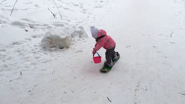 Yasya baby snowboarder смотреть онлайн