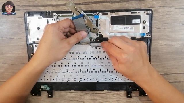 ACER TRAVELMATE P246 SERIES KEYBOARD REPLACEMENT | KEYBOARD PROBLEM | DISASSEMBLY | SIR MELL TV смотреть онлайн