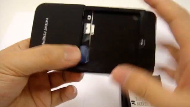 Take Out SIM card From APPLE PEEL 520 смотреть онлайн