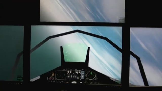 FlightGear demo on 4 displays using FireGL смотреть онлайн