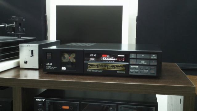 AKAI GX-9, 3 head, 20 - 21000 Hz. Сквозной канал. смотреть онлайн