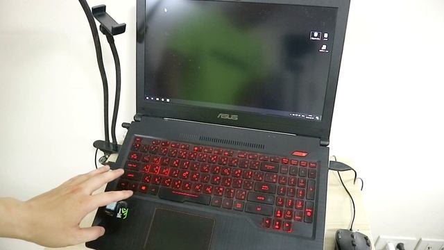 ปัดหน้าจอใน win10 เหมือน mac - เจ้าไก่ขาวชาวโลก смотреть онлайн