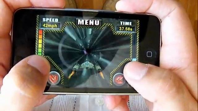 hyper tunnels 3D iphone game смотреть онлайн